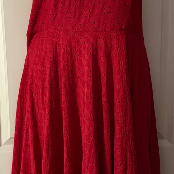 HUTCH Dress - Picture 2 of 7